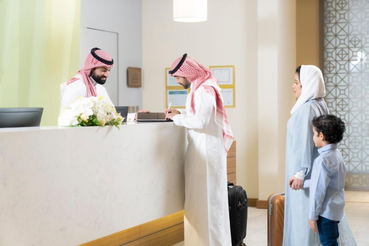 Holiday Inn & Suites Al Jubail By Ihg Al Fanatir Exterior foto